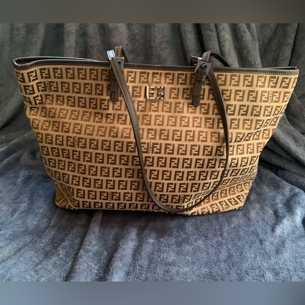 Fendi Tote